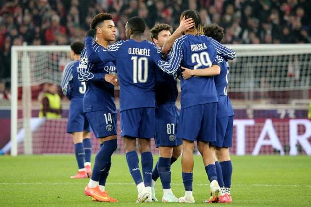 29.01.2025, xmohx, Fussball UEFA Champions League, VfB Stuttgart - Paris St.Germain v.l. Torjubel nach dem Tor zum celebrating the goal celebrate 0:2 durch Ousame Dembele (PSG Paris St.Germain) (DFL DFB REGULATIONS PROHIBIT ANY USE OF PHOTOGRAPHS as IMAGE SEQUENCES and or QUASI-VIDEO) Stuttgart