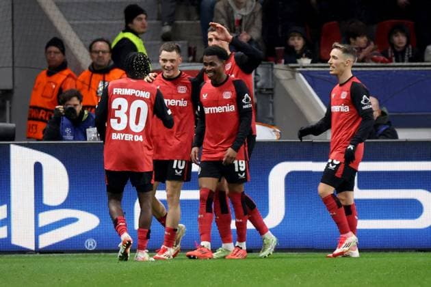 29.01.2025, xtstrx, Fussball UEFA Champions League, Bayer 04 Leverkusen - Sparta Prag v.l. Torjubel nach dem Tor zum celebrating the goal celebrate 1:0 durch Florian Wirtz (Bayer Leverkusen) (DFL DFB REGULATIONS PROHIBIT ANY USE OF PHOTOGRAPHS as IMAGE SEQUENCES and or QUASI-VIDEO) Leverkusen