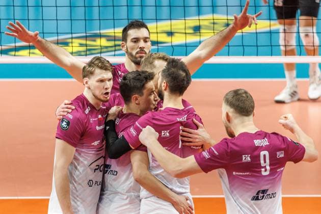 29.01.2025, Berlin, Volleyball: CEV Champions League, Maenner, Spieltag 6, BR Volleys gegen PGE Projekt Warschau, Max-Schmeling-Halle. Spieler von PGE Projekt Warschau jubeln. BR Volleys - PGE Projekt Warschau