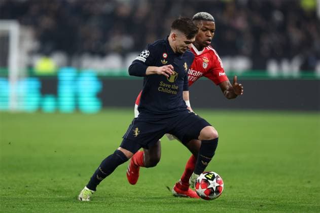 Francisco Conceicao (Juventus Fc) und Florentino Luis (SL Benfica) battle for the ball, UEFA Champions League 2024 25 League Phase MD1, Juventus Turin v SL Benfica, Allianz Stadium, January 29, 2025, Turin, Italy.
