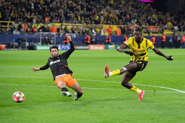 Serhou GUIRASSY (DO) schiesst das Tor zum 2-0 Fussball Champions League, 8. Spieltag, Borussia Dortmund (DO) - Schachtar Donezk (Donezk), am 29.01.2025 in Dortmund Deutschland. UEFA regulations prohibit any use of photographs as image sequences and or quasi-video Â