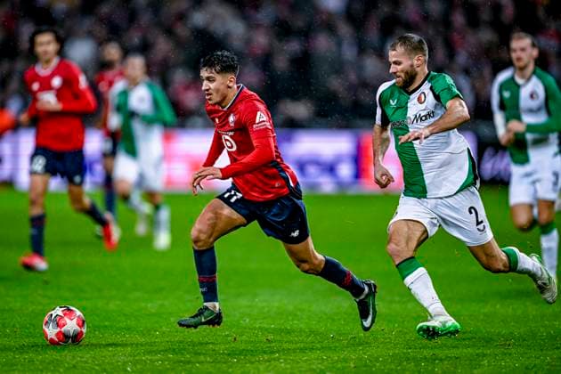 LOSC Lille midfielder Osame Sahraoui, Feyenoord Rotterdam defender Bart Nieuwkoop, during the match Lille - Feyenoord at the Stade Pierre Mauroy for the UEFA Champions League - League phase - Matchday 8 season 2024-2025 in LILLE, France on 29 januari 2025, (photo by Stefan Koops EYE4images DeFodi Images) Defodi-746_211652