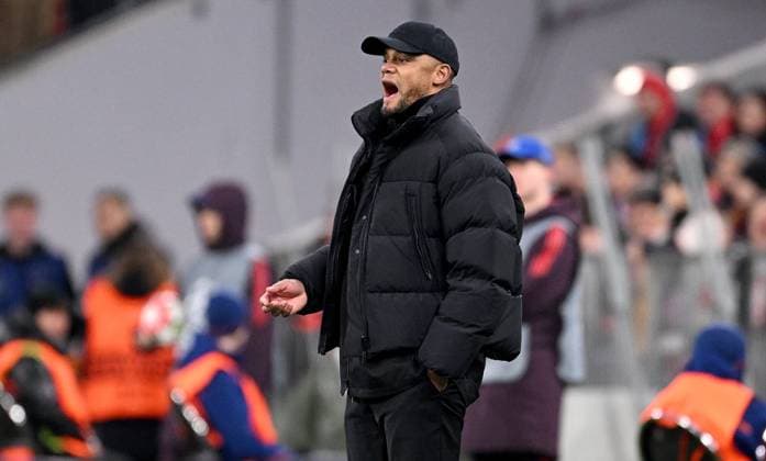 FUSSBALL CHAMPIONS LEAGUE SAISON 2024 2025 Vorrunde 8. Spieltag FC Bayern Muenchen - Slovan Bratislava 29.01.2025 Trainer Vincent Kompany (FC Bayern Muenchen)