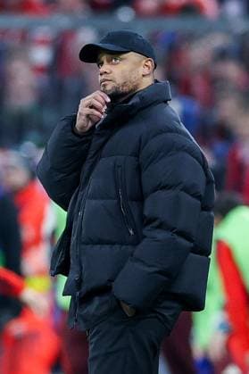 Fußball Champions League 8. Spieltag FC Bayern München - SK Slovan Bratislava am 29.01.2025 in der Allianz Arena in München Vincent Kompany ( Trainer Cheftrainer München )