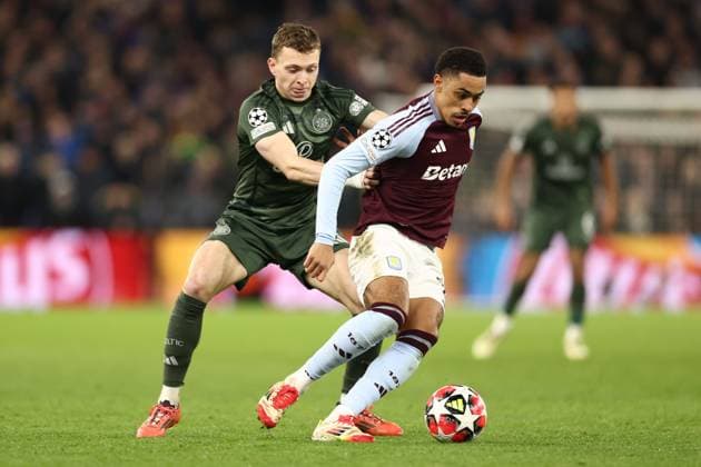Alistair Johnston of Celtic and Jacob Ramsey of Aston Villa Aston Villa v Celtic, UEFA Champions League, Group Stage, Football, Villa Park, Birmingham, UK - 29 Jan 2025 EDITORIAL USE ONLY No use with unauthorised audio, video, data, fixture lists, club league logos or live services. Online in-match use limited to 120 images, no video emulation. No use in betting, games or single club league player publications. Copyright: xRyanxBrowne Shutterstockx 15122167cu