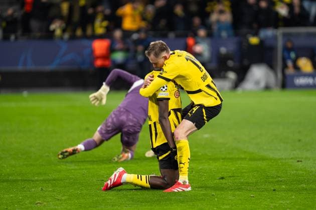 Sport Bilder des Tages GER, UEFA Champions League, 8. Spieltag - Borussia Dortmund vs FC Shakhtar Donetsk 29.01.2025, Signal Iduna Park, Dortmund, GER, UEFA Champions League, 8. Spieltag - Borussia Dortmund vs FC Shakhtar Donetsk Im Bild: Torjubel Jubel ueber das Tor zum 2:0 durch Sehrou Guirassy (Borussia Dortmund, 9) Maximilian Beier (Borussia Dortmund, 14)