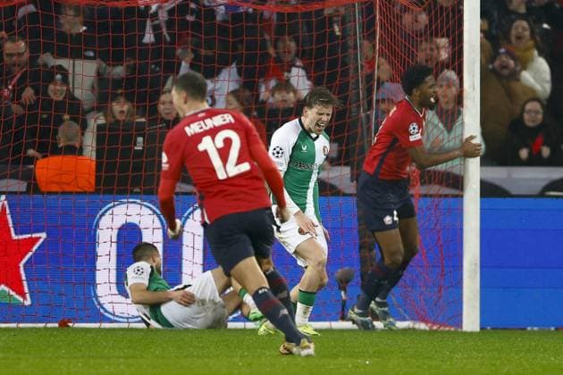 LILLE, 29-01-2025. Decathlon Arena Stade Pierre Mauroy. Football, UEFA Champions League season 2024 2025. Lille - Feyenoord. Lille 3-1, Feyenoord player Gijs Smal disappointed during the match Borussia LOSC Lille - Feyenoord Lille - Feyenoord  x27614350x Copyright: