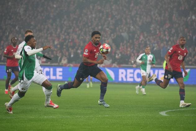 FOOTBALL : LOSC Lille vs Feyenoord - Ligue des Champions - 29 01 2025 Alexsandro RIBEIRO (LOSC Lille) lors du match LOSC Lille vs Feyenoord, Ligue des Champions, Decathlon Arena stade Pierre Mauroy Villeneuve d Ascq, le 29 janvier 2025 - photo Laurent Sanson PsnewZ  Copyright: xLaurentxSANSONx xPsnewZx