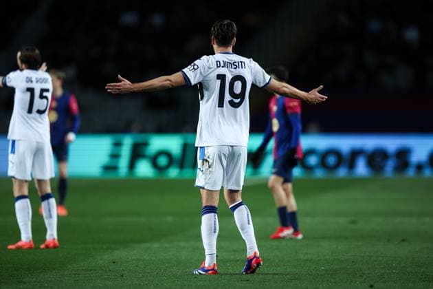 Berat Djimsiti (Atalanta BC) during the UEFA Champions League 2024 25 League Phase MD8 match between FC Barcelona, Barca and Atalanta BC at Estadi Olimpic Lluis Companys on January 29, 2025 in Barcelona, Spain. (Photo by Xavi Bonilla DeFodi Images) Defodi-674_20250129_XB3_1571