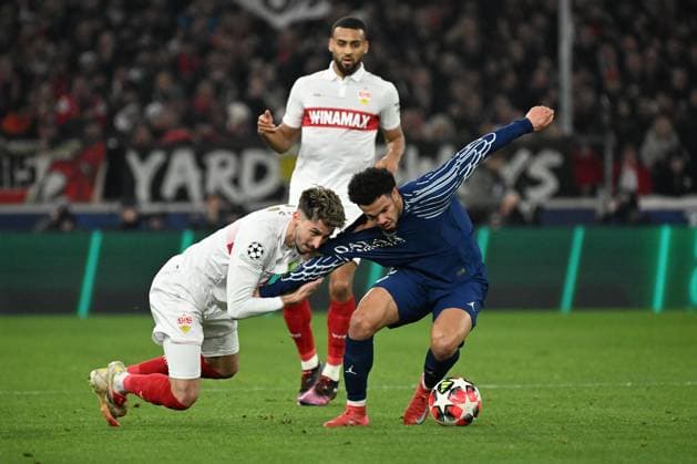29.01.2025, xjhx, Fussball UEFA Champions League, VfB Stuttgart - Paris St.Germain v.l. Atakan Karazor (VfB Stuttgart) Warren Zaire-Emery (PSG Paris St.Germain) (DFL DFB REGULATIONS PROHIBIT ANY USE OF PHOTOGRAPHS as IMAGE SEQUENCES and or QUASI-VIDEO) Stuttgart