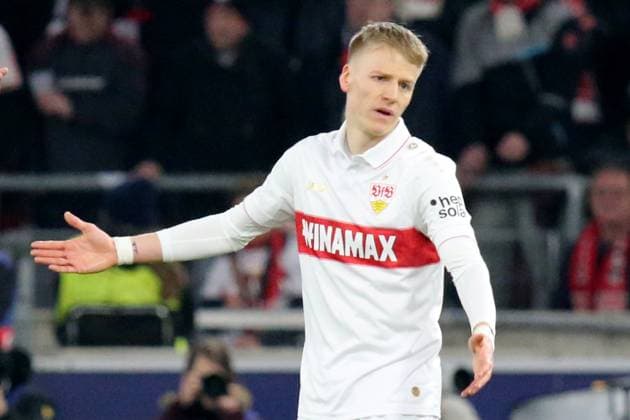 29.01.2025, xmohx, Fussball UEFA Champions League, VfB Stuttgart - Paris St.Germain v.l. Chris Führich (VfB Stuttgart) Enttäuscht, traurig, frustriert (DFL DFB REGULATIONS PROHIBIT ANY USE OF PHOTOGRAPHS as IMAGE SEQUENCES and or QUASI-VIDEO) Stuttgart