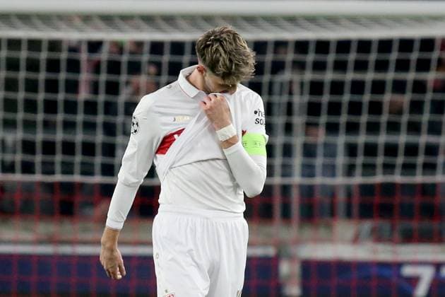 29.01.2025, xmohx, Fussball UEFA Champions League, VfB Stuttgart - Paris St.Germain v.l. Atakan Karazor (VfB Stuttgart) Enttäuscht, traurig, frustriert (DFL DFB REGULATIONS PROHIBIT ANY USE OF PHOTOGRAPHS as IMAGE SEQUENCES and or QUASI-VIDEO) Stuttgart