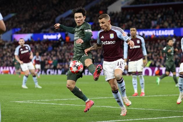 Aston Villa v Celtic FC 29 January 2025, Aston - UEFA Champions League Football - Aston Villa v Celtic - Hyun-jun Yang of Celtic and Lucas Digne of Aston Villa - Photo: Charlotte Wilson Offside. Aston UK  Copyright: xCharlottexWilsonx xOffsidexOffside