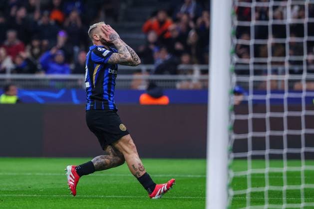 Federico Dimarco of FC Internazionale reacts during UEFA Champions League 2024 25 League Phase - Matchday8 football match between FC Internazionale and AS Monaco FC at San Siro Stadium  Copyright: xFabrizioxCarabelli IPAxSportx xipa-agency.netx xx IPA_53442662 IPA_Agency_IPA53442662