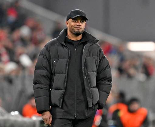 29.01.2025, Fussball UEFA Championsleague 2024 2025: 8.Spieltag, FC Bayern München - Slovan Bratislava, in der Allianz-Arena München. Trainer Vincent Kompany (FC Bayern München) ist unzufrieden. ***DFL and DFB regulations prohibit any use of photographs as image sequences and or quasi-video.***