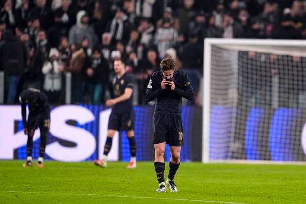 Juventus& x2019; Kenan Yildiz delusion after Benfica s Orkun K& xf6;k& xe7;& xfc; celebrates after scoring the 0-2 goal for his team during the Uefa Champions League soccer match between Juventus Fc and Benfica at the Juventus stadium in Turin, round 8 8 - north west Italy - January 29, 2025. - Soccer .  Copyright: xFabioxFerrari LaPressex