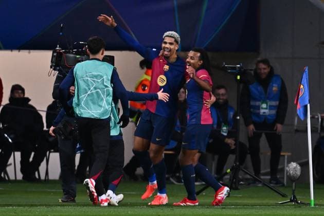 Foto IPP MiMa Barcellona 29 01 2025 Calcio UEFA Champions League 2024 2025 FC Barcellona - Atalanta BC nella foto goal 2-1 Ronald Araujo FC Barcelona, Barca - esultanza Italy Photo Press - World Copyright Barcelona italy Espana ITALY  Copyright: xR4924_italyphotopressx