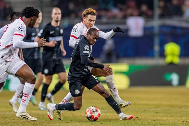SOCCER - UEFA CL, Sturm vs RB Leipzig KLAGENFURT,AUSTRIA,29.JAN.25 - SOCCER - UEFA Champions League, SK Sturm Graz vs RasenBallsport Leipzig. Image shows Malick Yalcouye (Sturm) and Antonio Nusa (RB Leipzig).  GEPAxpictures xMatthiasxTrinkl
