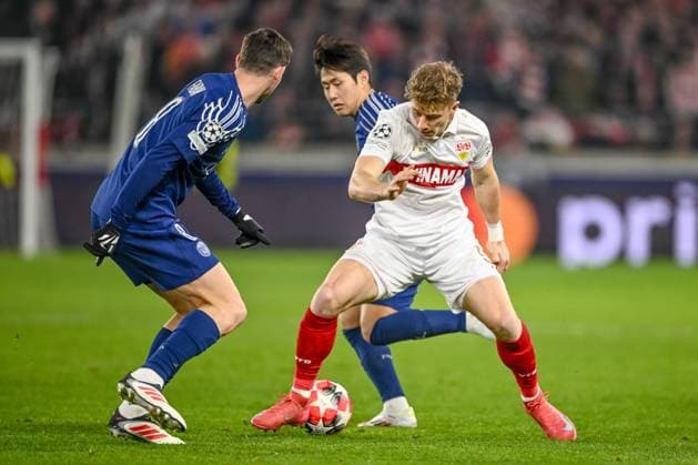 Fabian Ruiz (Paris Saint-Germain), Yannik Keitel (VfB Stuttgart) und Kang-in Lee (Paris Saint-Germain) battle for the ball during the UEFA Champions League 2024 25 League Phase MD8 match between VfB Stuttgart and Paris Saint-Germain at MHPArena on January 29, 2025 in Stuttgart, Germany. (Photo by Harry Langer DeFodi Images) Defodi-541_VFBPSG20250129_77