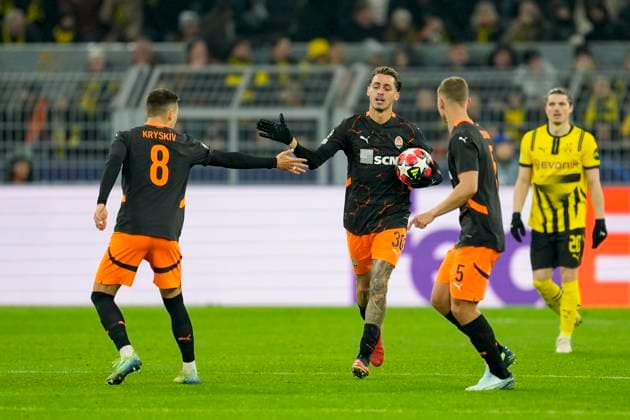 Marlon Gomes (Shakhtar Donetsk) celebrates after scoring his team s first goal during the UEFA Champions League 2024 25 League Phase MD8 match between Borussia Dortmund and FC Shakhtar Donetsk at Signal Iduna Park on January 29, 2025 in Dortmund, Germany. (Photo by Alex Gottschalk DeFodi Images) Defodi-001_20250129__1320910