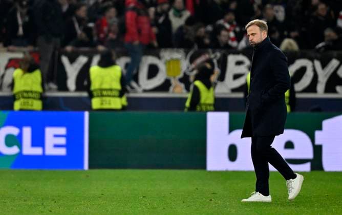 nach Spielende: Trainer Coach Sebastian Hoeness VfB Stuttgart enttaeuscht Champions League VfB Stuttgart vs Paris St. Germain PSG 29.01.2025 DFL REGULATIONS PROHIBIT ANY USE OF PHOTOGRAPHS AS IMAGE SEQUENCES AND OR QUASI-VIDEO Champions League VfB Stuttgart vs Paris St. Germain PSG