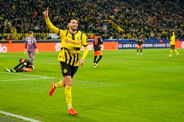 Ramy Bensebaini (Borussia Dortmund) celebrates after scoring his team s third goal during the UEFA Champions League 2024 25 League Phase MD8 match between Borussia Dortmund and FC Shakhtar Donetsk at Signal Iduna Park on January 29, 2025 in Dortmund, Germany. (Photo by Alex Gottschalk DeFodi Images) Defodi-001_20250129__A9_6441