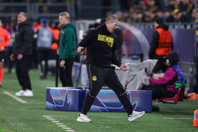 29.01.2025, UEFA Champions League, 8. Spieltag, Borussia Dortmund - Shakhtar Donetsk, Trainer Mike Tullberg (Borussia Dortmund) bejubelt den 3:1 Sieg, Dortmund Signal Iduna Park NRW Deutschland xRHR-FOTO DEx Copyright: DennisxEwert RHR-FOTOx RHR-FOTO DE