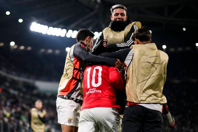 Juventus FC v SL Benfica - UEFA Champion League Orkun Kokcu of SL Benfica celebrates with teammates after scoring a goal during the UEFA Champions League 2024 25 league phase football match between Juventus FC and SL Benfica. Turin Italy Copyright: xNicolòxCampox