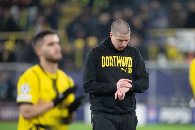 Schlussjubel Dortmund, Trainer Mike TULLBERG (DO) Jubel, jubeln, Freude, cheers, Fussball Champions League, 8. Spieltag, Borussia Dortmund (DO) - Schachtar Donezk (Donezk), 3-1 am 29.01.2025 in Dortmund Deutschland. UEFA regulations prohibit any use of photographs as image sequences and or quasi-video Â
