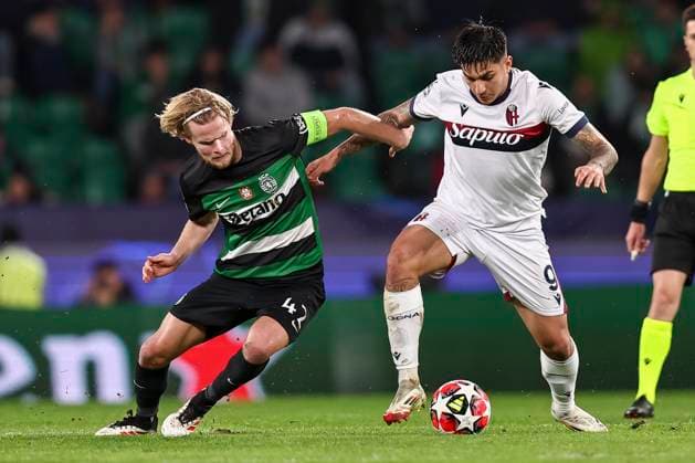 Santiago Castro (Bologna) Morten Hjulmand (Sporting CP Lisboa) during the Uefa Champions League match between Sporting CP Lisboa 1-1 Bologna FC at Estdio Jos Alvalade on January 29, 2025 in Lisboa, Italy. Noxthirdxpartyxsales  (280021501)
