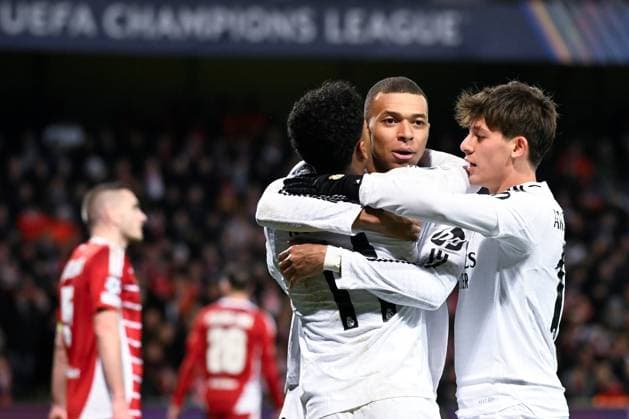 FOOTBALL : Brest vs Real Madrid - Ligue des Champions - 29 01 2025 Rodrygo ( 11 - Real Madrid ) celebrates with Kylian Mbappe ( 9 - Real Madrid ) and Arda Guler ( 15 - Real Madrid ) during the UEFA Champions League match between Stade Brestois 29 and Real Madrid CF at Stade de Roudourou on January 29 , 2025 in Guingamp, France. ( Photo by Dante Badano PsnewZ ) - GuingampFrance  Copyright: xDantexBadanox