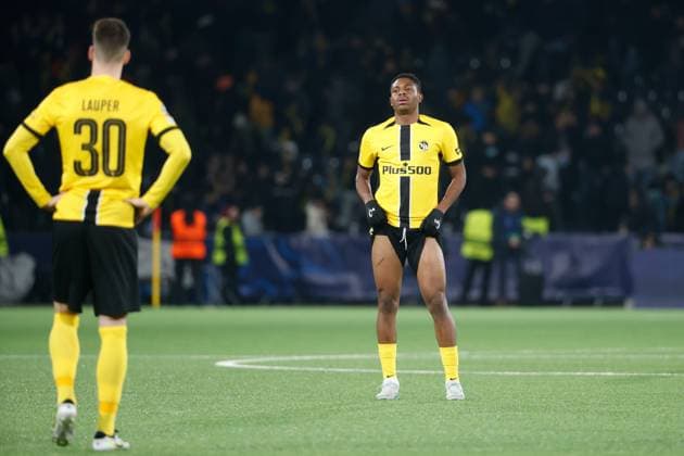 Young Boys - Belgrad Sandro Lauper - Miguel Chaiwa (YB) entaeuscht 29.01.2025 Stadion St.Jakob Park Basel , SCHWEIZ, Fussball Herren Saison 2024 2025 UEFA Champions League BSC Young Boys Bern - Roter Stern Belgrad Sandro Lauper - Miguel Chaiwa (YB) entaeuscht