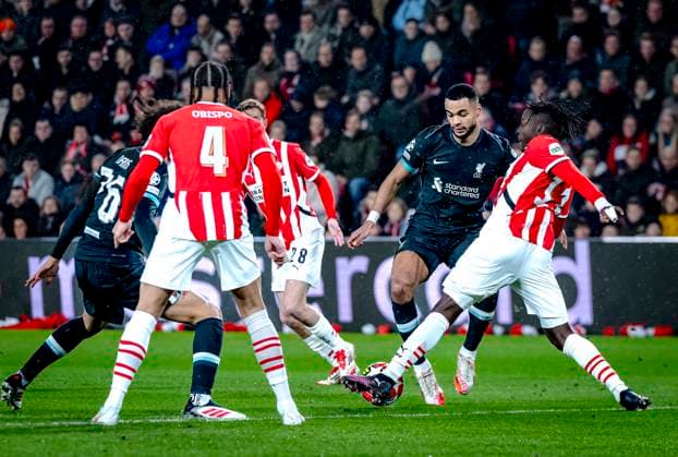 Liverpool FC forwarder Cody Gakpo, PSV Eindhoven forwarder Johan Bakayoko during the match PSV - Liverpool at the Philips stadium for the Champions League - League phase - Matchday 8 season 2024-2025 in EINDHOVEN, Netherlands on 29 january 2025, (photo by Marcel van Dorst EYE4images DeFodi Images) Defodi-746_211901