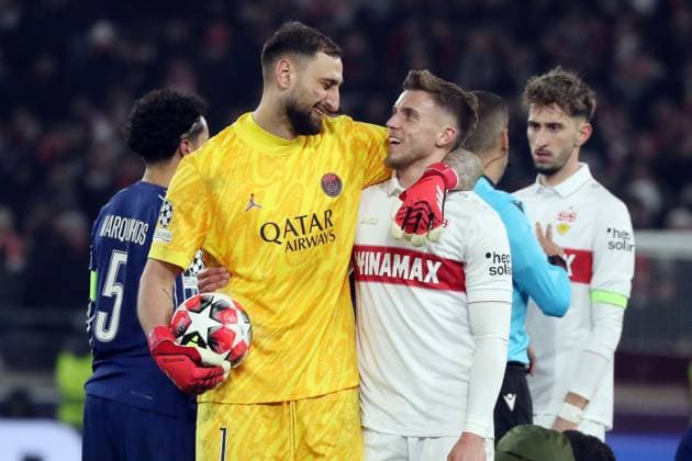 29.01.25 VfB Stuttgart - Paris St. Germain Deutschland, Stuttgart, 29.01.2025, Fussball, UEFA Champions League, VfB Stuttgart - Paris St. Germain: v.l. Gianluigi Donnaruma (Paris St. Germain), Ermedin Demirovic (VfB Stuttgart).