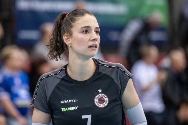 Julie Lengweiler (Dresdner SC, 07) GER, Allianz MTV Stuttgart - Dresdner SC, Volleyball Bundesliga, VBL, Spielzeit 2024 2025, 30.01.2025 GER, Allianz MTV Stuttgart - Dresdner SC, Volleyball Bundesliga, VBL, Spielzeit 2024 2025, 30.01.2025 Stuttgart Copyright: xSandyxDinkelackerx EP_SDR