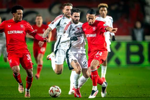 Besiktas JK forwarder Rafa Silva, FC Twente defender Anass Salah-Eddine during the match Twente - Besiktas at the Grolsch Veste for the UEFA Europa League - League phase - Matchday 8 season 2024-2025 in ENSCHEDE, Netherlands on 30 january 2025, (photo by Marcel van Dorst EYE4images Defodi-746_212112
