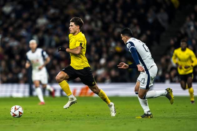 250130 Besfort Zeneli of Elfsborg and Pedro Porro of Tottenham Hotspur during the UEFA Europa League football match between Tottenham Hotspur and Elfsborg on January 30, 2025 in London. Photo: Emma Wallskog BILDBYRAN COP 320 EW0477 fotboll football soccer fotball uefa europa league europa league tottenham hotspur elfsborg bbeng bbauto Copyright: EMMAxWALLSKOG BB250130EW062