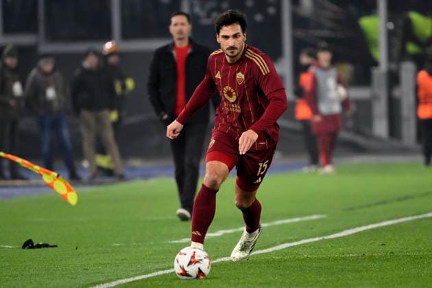 Mats Hummels of AS Roma in action during the Europa League football match between AS Roma and Eintracht Frankfurtat Olimpico stadium in Rome (Italy), January 30, 2025. AndreaxStaccioli