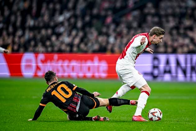 Galatasaray forward Dries Mertens, AFC Ajax Amsterdam midfielder Kenneth Taylor, during the match Ajax - Galatasaray at the Johan Cruijff ArenA for the UEFA Europa League - League phase - Matchday 8 season 2024-2025 in AMSTERDAM, Netherlands on 30 januari 2025, (photo by Stefan Koops EYE4images DeFodi Images) Defodi-746_212135 Defodi-746