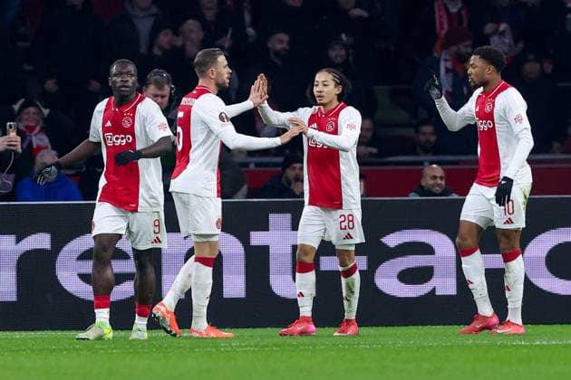 2025-01-30 AFC Ajax v Galatasaray - UEFA Europa League 2024 25 League Phase MD8 AMSTERDAM, NETHERLANDS - JANUARY 30: Brian Brobbey of AFC Ajax, Jordan Henderson of AFC Ajax, Kian Fitz-Jim of AFC Ajax, Chuba Akpom of AFC Ajax celebrating goal during the UEFA Europa League 2024 25 League Phase MD8 match between AFC Ajax and Galatasaray at Johan Cruijff ArenA on January 30, 2025 in Amsterdam, Netherlands. Amsterdam Johan Cruijff ArenA Netherlands Content not available for redistribution in The Netherlands directly or indirectly through any third parties. Copyright: xBenxGalx