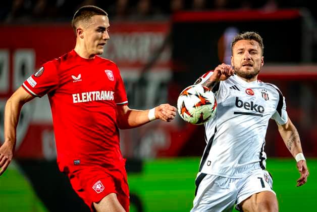 FC Twente defender Gustaf Lagerbielke, Besiktas JK forwarder Ciro Immobile during the match Twente - Besiktas at the Grolsch Veste for the UEFA Europa League - League phase - Matchday 8 season 2024-2025 in ENSCHEDE, Netherlands on 30 january 2025, (photo by Marcel van Dorst EYE4images Defodi-746_212140