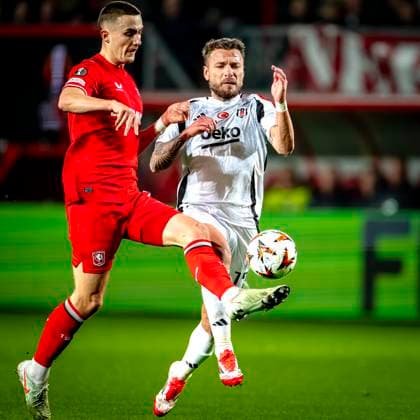 FC Twente defender Gustaf Lagerbielke, Besiktas JK forwarder Ciro Immobile during the match Twente - Besiktas at the Grolsch Veste for the UEFA Europa League - League phase - Matchday 8 season 2024-2025 in ENSCHEDE, Netherlands on 30 january 2025, (photo by Marcel van Dorst EYE4images Defodi-746_212144