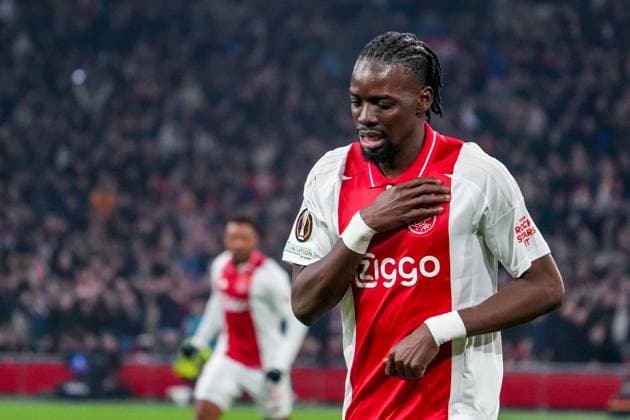 2025-01-30 AFC Ajax v Galatasaray - UEFA Europa League 2024 25 League Phase MD8 AMSTERDAM, NETHERLANDS - JANUARY 30: Bertrand Traore of AFC Ajax celebrates after scoring his sides first goal during the UEFA Europa League 2024 25 League Phase MD8 match between AFC Ajax and Galatasaray at Johan Cruijff ArenA on January 30, 2025 in Amsterdam, Netherlands. Amsterdam Johan Cruijff ArenA Netherlands Content not available for redistribution in The Netherlands directly or indirectly through any third parties. Copyright: xGabrielxCalvinoxAlonsox