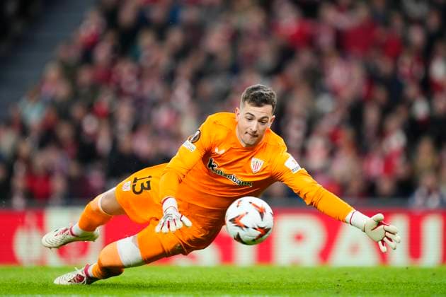 Athletic Club v FC Viktoria Plzen - UEFA Europa League 2024 25 League Phase MD8 Julen Agirrezabala goalkeeper of Athletic Club and Spain makes a save during the UEFA Europa League 2024 25 League Phase MD8 match between Athletic Club and FC Viktoria Plzen at Estadio de San Mames on January 30, 2025 in Bilbao, Spain. Bilbao Spain  Copyright: xJosexBretonx originalFilename:bretonhernandez-athletic250130_npANY.jpg