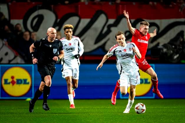 FC Twente midfielder Michal Sadilek , Besiktas JK defender Jonas Svensson during the match Twente - Besiktas at the Grolsch Veste for the UEFA Europa League - League phase - Matchday 8 season 2024-2025 in ENSCHEDE, Netherlands on 30 january 2025, (photo by Marcel van Dorst EYE4images Defodi-746_212156