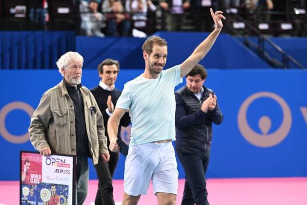 TENNIS : Open Sud de France ATP, Tennis Herren 250 - 30 01 2025 MONTPELLIER, FRANCE - 30 JANVIER : Richard GASQUET (G) lors de l™hommage pour la fin de sa carriere lors du tournoi Open Sud de France ATP 250 a Montpellier le 30 janvier 2025. France  Copyright: xValentinaxClaretx