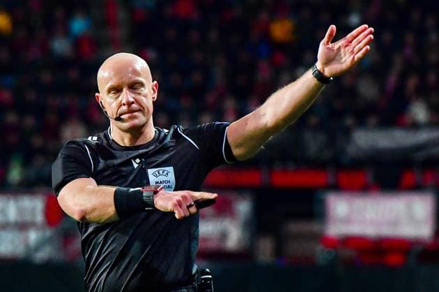 ENSCHEDE, Stadium Grolsch Veste, 30-01-2025 , season 2024 2025 , Europa League during the match Twente - Besiktas Referee Szymon Marciniak Twente - Besiktas  x27627620x Copyright: