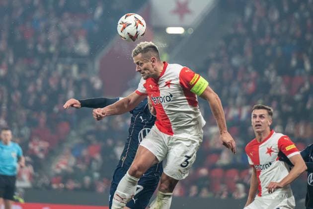 Tomas Holes in a header battle during UEFA Europa league match, SK Slavia Prague - Malmo FF , 30. january 2025, Fortuna Arena, Prague, Czech republic Copyright: xMICHALxFAJT,ZOSPORTU.SKx FAJ_2284