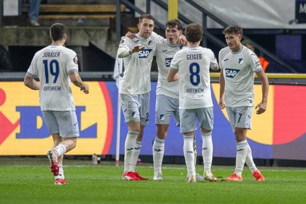 30.01.2025, Fussball: UEFA Europa League, Saison 2024 2025, Spieltag 08, RSC Anderlecht - TSG 1899 Hoffenheim im Lotto Park in Anderlecht. Die Hoffenheimer Spieler bejubeln das Tor zum 1:1. Foto: Kirchner-Media Thomas Haesler Copyright: xKirchner-Media ThomasxHaeslerx