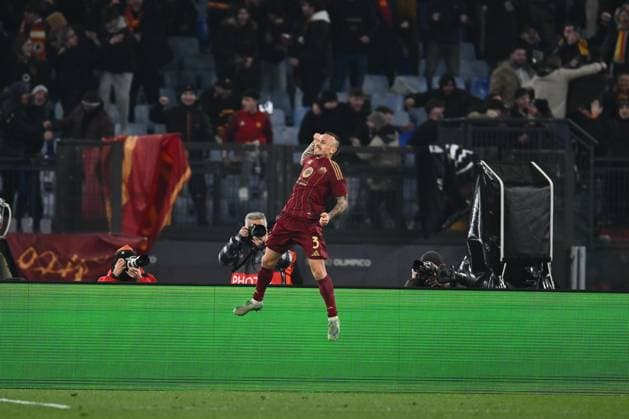 Angelino of A.S. Roma celebrates after scoring the goal to make it 0-0 during the UEFA Europa League 2024 25 League Phase MD8 match between A.S. Roma and Eintracht Frankfurt at Olympic Stadium on January 30, 2025 in Rome, Italy.  Copyright: xDomenicoxCippitelli IPAxSportx xipa-agency.netx xx IPA_53472879 IPA_Agency_IPA53472879